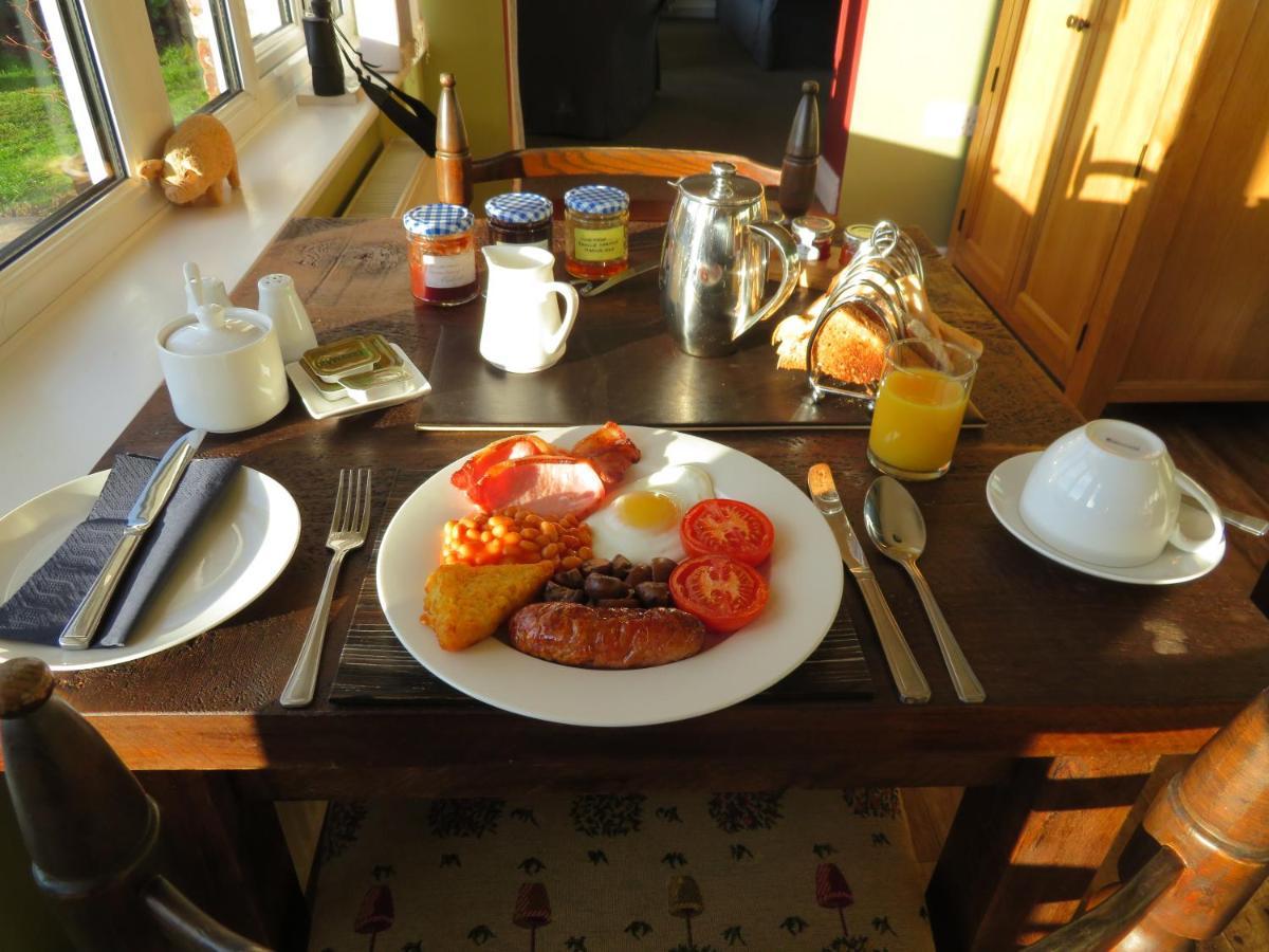 Acer Lodge Bed & Breakfast Mundford Bagian luar foto
