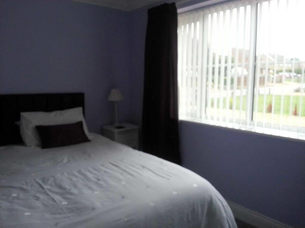 Acer Lodge Bed & Breakfast Mundford Bagian luar foto