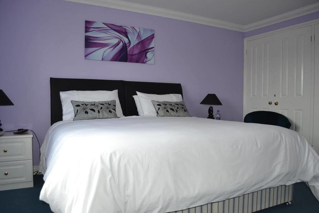 Acer Lodge Bed & Breakfast Mundford Bagian luar foto