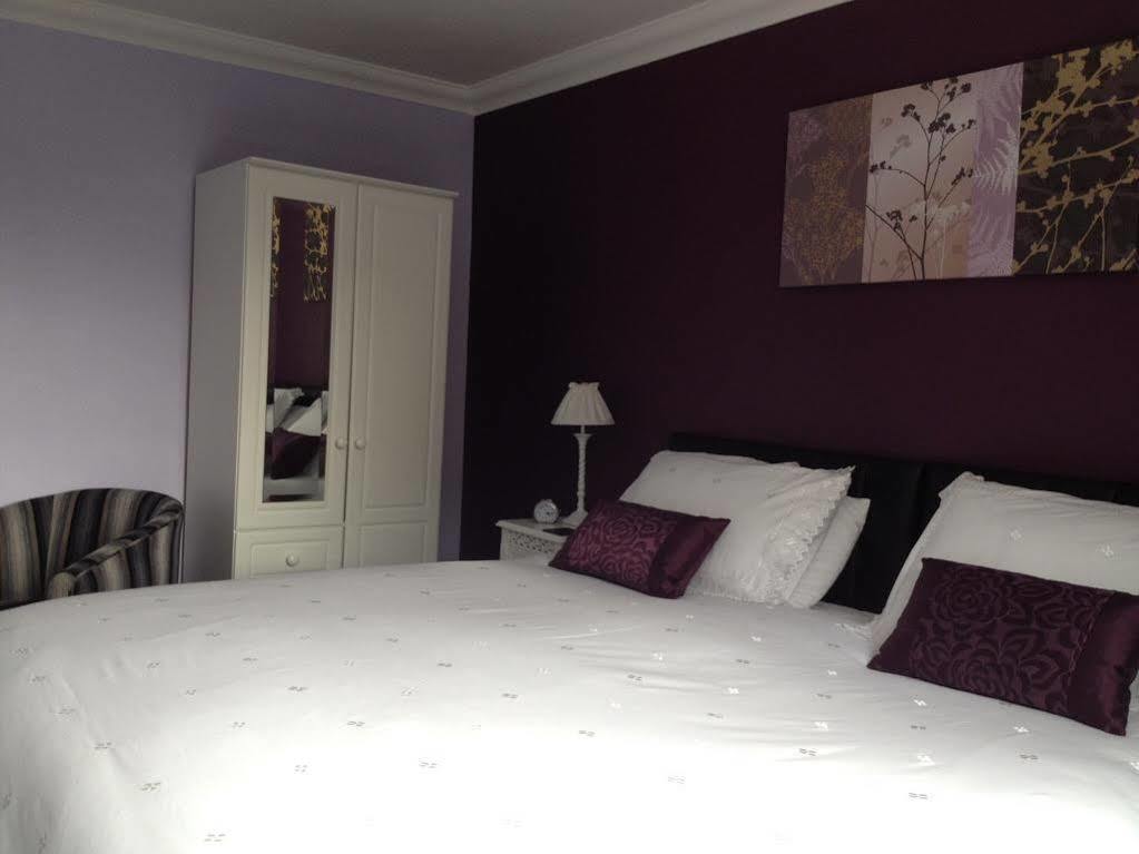 Acer Lodge Bed & Breakfast Mundford Bagian luar foto